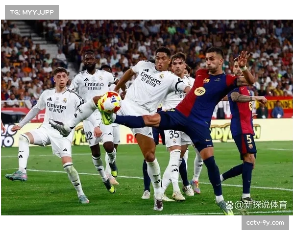 比赛第60分钟，塞维利亚完成本场第20次传中，但仍未破门